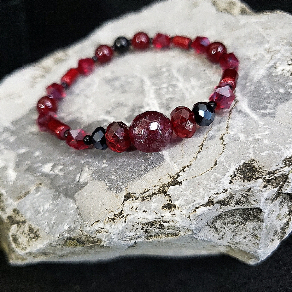 F18 Petite Wrist Blood Red Burgundy Glass Bracelet Aurora Borealis Handmade